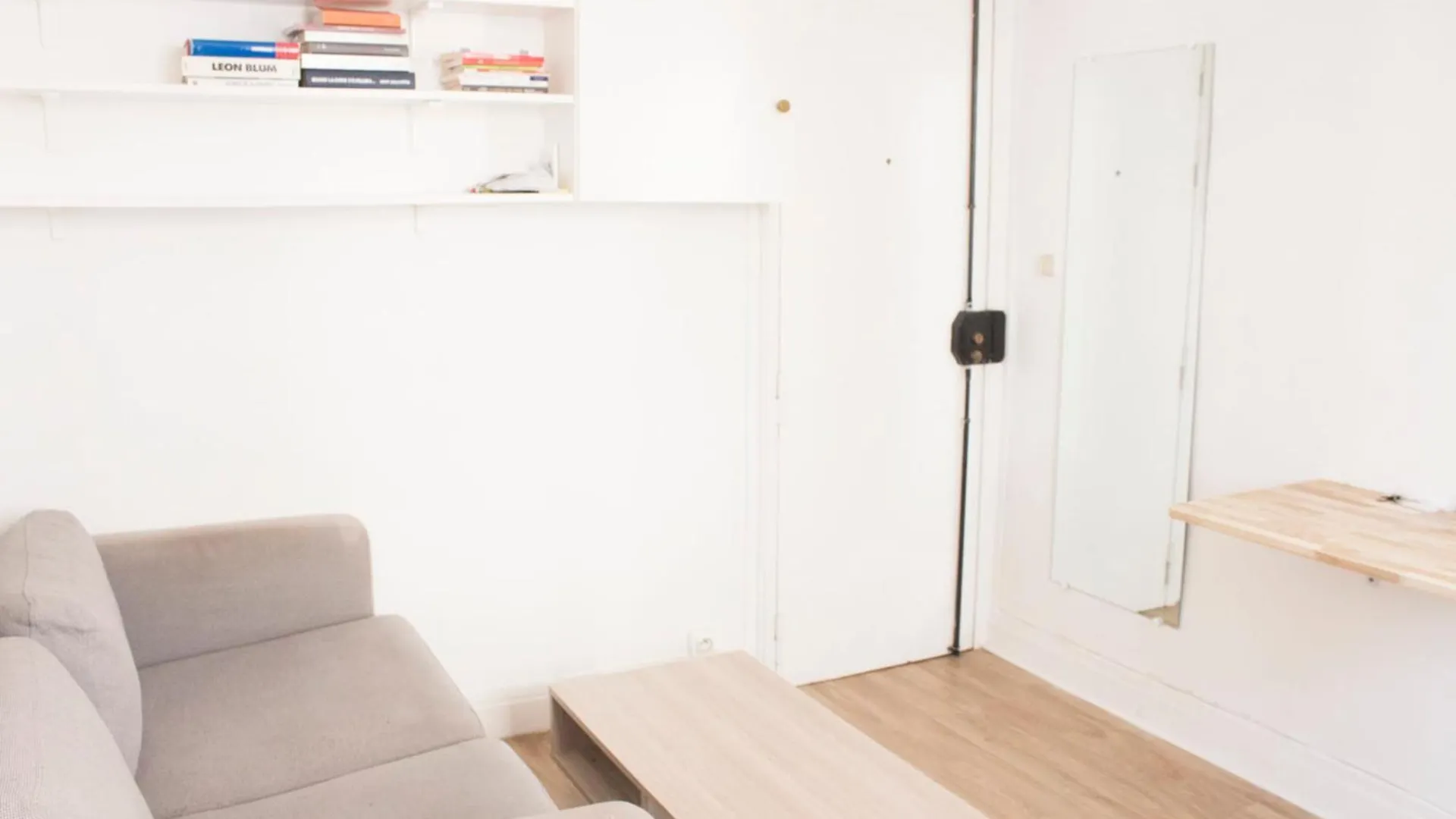 Charming Apartment Near The Canal Saint Martin Paris